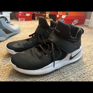 Nike Black and White Men's Shoes